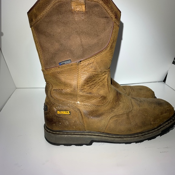 DeWalt Men’s Work Boots 11.5 Waterproof Leather Pull-On ASTM F2413 Slip Oil Resi - Picture 4 of 11